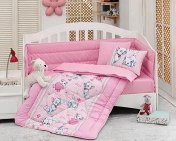 

BEBEK UYKU SETİ %100 PAMUK (YORGAN+YORGAN KORUYUCU+ÇARŞAF+2 ADET YASTIK KILIFI+KENAR KORUYUCU) MODEL:MİYAV PEMBE