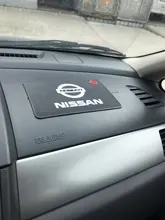 Alfombrilla antideslizante con logotipo de coche, alfombrilla antideslizante con soporte para teléfono, para Nissan, Nissan, Tiida, Teana, Skyline, Juke, x-trail, Almera