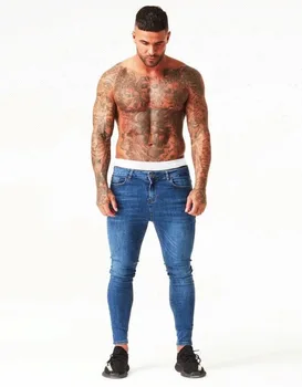 

Close-fitting jeans Denim LOTFEEL