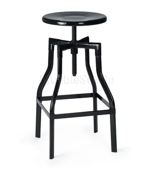

62H Turner Stool