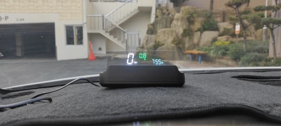 Отзыв о товаре Проектор EANOP M40PLUS, зеркало на лобовом стекле, дисплей OBD2, Winshield, измеритель скорости вращения, скорость проектора, расход масла, приложение дл... от пользователя J***g