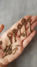 13 Uds Vintage encantos mixto colgante de llaves bronce antiguos encantos clave collar pulseras DIY joyería de Metal al por mayor