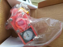 Válvula de descarga Duotight - Blowtie 2, alivio de presión con manómetro integrado, 0-15psi y 0-23psi, KL15042