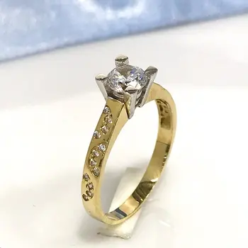 

8 carat Gold Engagement Ring