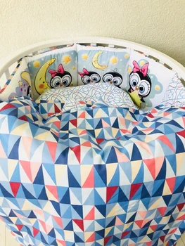 

Комплект в круглую/овальную кроватку "Мультяшки" Комплекты в круглую/овальную кроватку