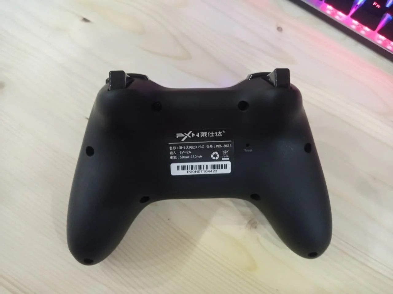Отзыв о товаре Беспроводной bluetooth игровой контроллер PXN PXN-9613 Pubg, портативный геймпад для ПК, телефона Android, ТВ-приставки, контроллер Joystic PC Mobile компьютера от пользователя T***M