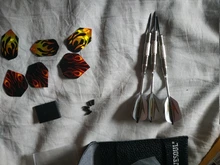 Nueva CUESOUL 3 unids/set Profesional Dardos 24g 25g Negro Ejes de Dardos de Punta de Acero Con Aluminio Color Dorado