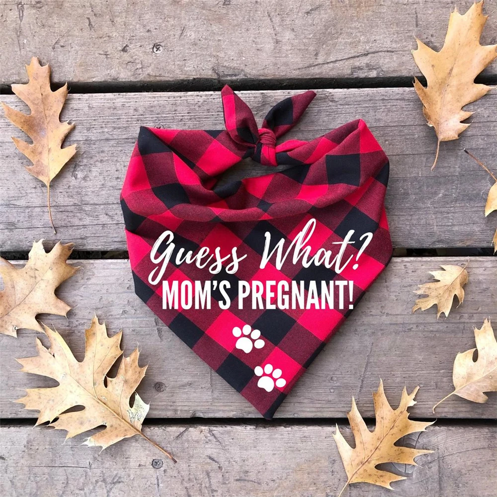 

Personalize Date Guess what Mom's Pregnant! Dog pregnancy announcement dog bandana baby pregnancy to family red plaid pet