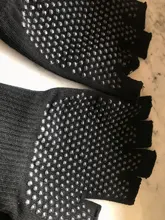 GobyGo-guantes deportivos de Yoga para hombre y mujer, 1 Uds., antideslizantes, para gimnasio, entrenamiento, culturismo, medio Protector de mano y dedos