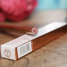 O.TWO.O negro líquido delineador de ojos de Super resistente al agua duradera de trazador de líneas del ojo fácil de usar maquillaje de ojos cosméticos herramientas