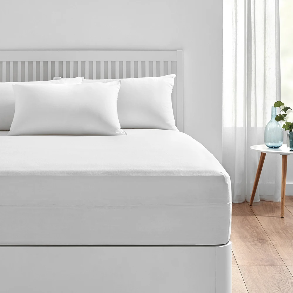 Pikolin Home-breathable anti-dust mite mattress cover covering the 6 sides of the mattress