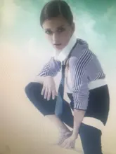 Y*** 