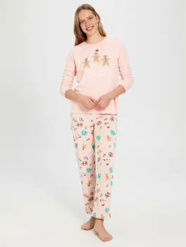 

Patterned Fleece Pajamas set