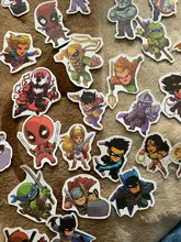 10/30/50 Uds de dibujos animados Disney pegatinas Marvel bien los Vengadores etiqueta engomada impermeable equipaje Skateboard guitarra portátil pegatinas juguete de niño