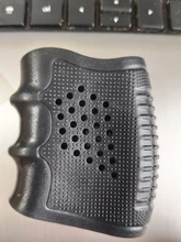 Funda de guante antideslizante para la mayoría de pistolas Glock 17 19, accesorios de caza, pistola táctica, funda de agarre de goma, revista