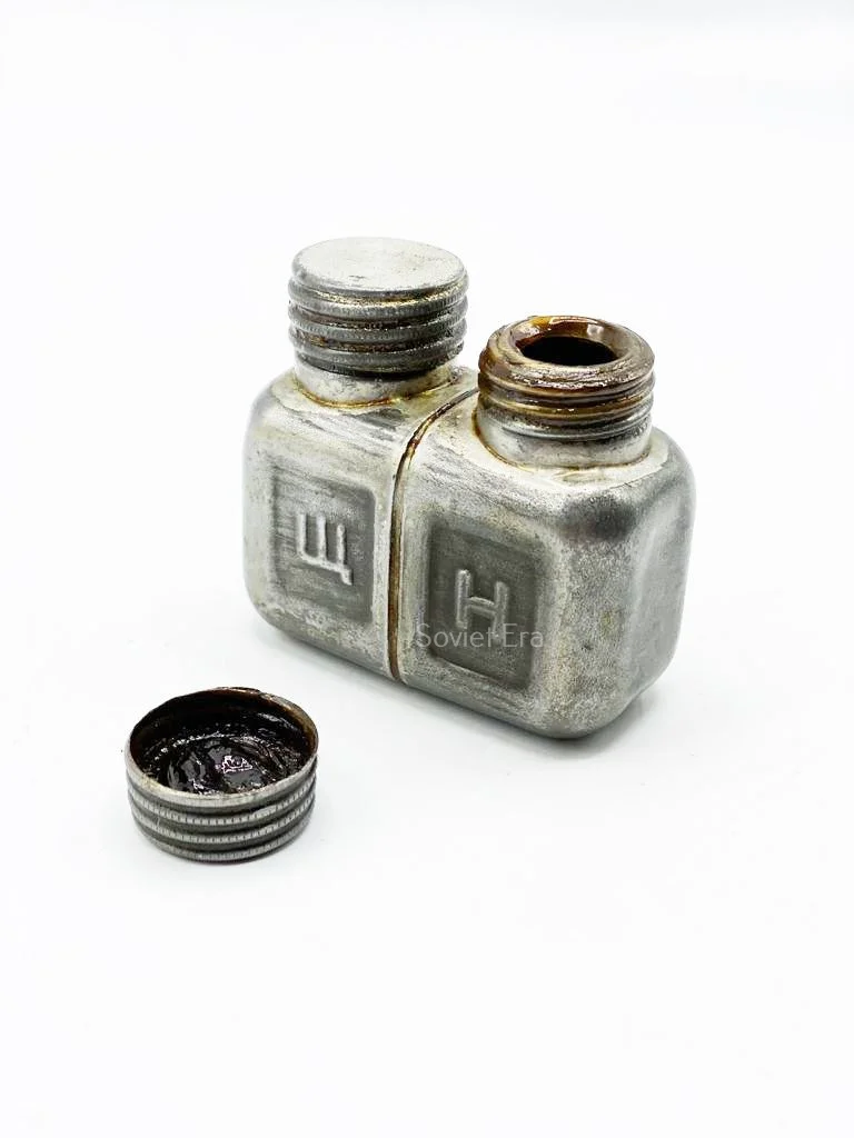 Масленка для винтовки Мосина квадратная двух горловая. Оригинал СССР | Спорт и