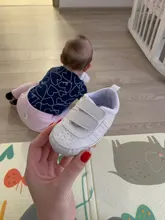 Zapatos de cuna de piel sintética para bebé recién nacido, zapatillas de deporte para niño y niña
