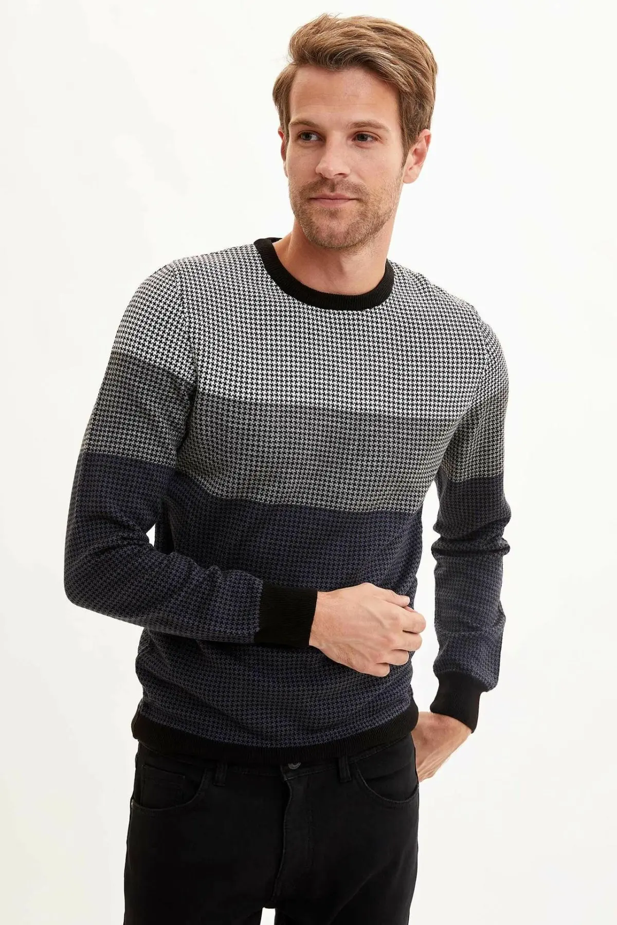 

DeFacto Man Pullover-L1157AZ19WN