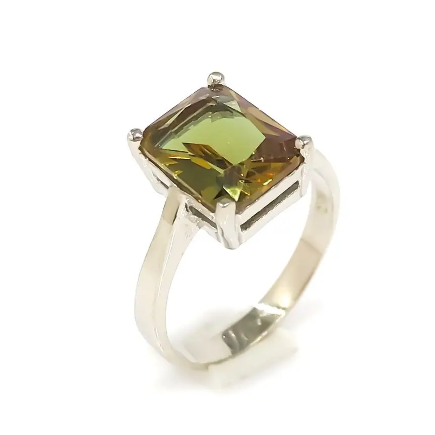 

Diaspor Baguette Cut Diamond Workmanship Silver Ring