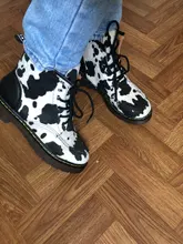 Las mujeres botas de moto Otoño de moda de invierno de Color sólido de botas Martin botas de las mujeres de alta calidad cómodo estampado de vaca botas de mujer