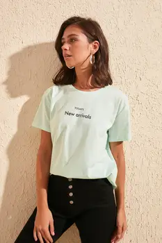 

Trendyol Printed Semifitted Knitted T-Shirt TWOSS20TS0903
