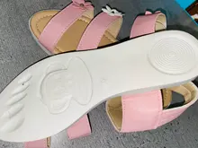 Sandalias de tacto suave para niña, calzado de gladiador con flores para niño, chanclas florales para niña, zapatos de princesa