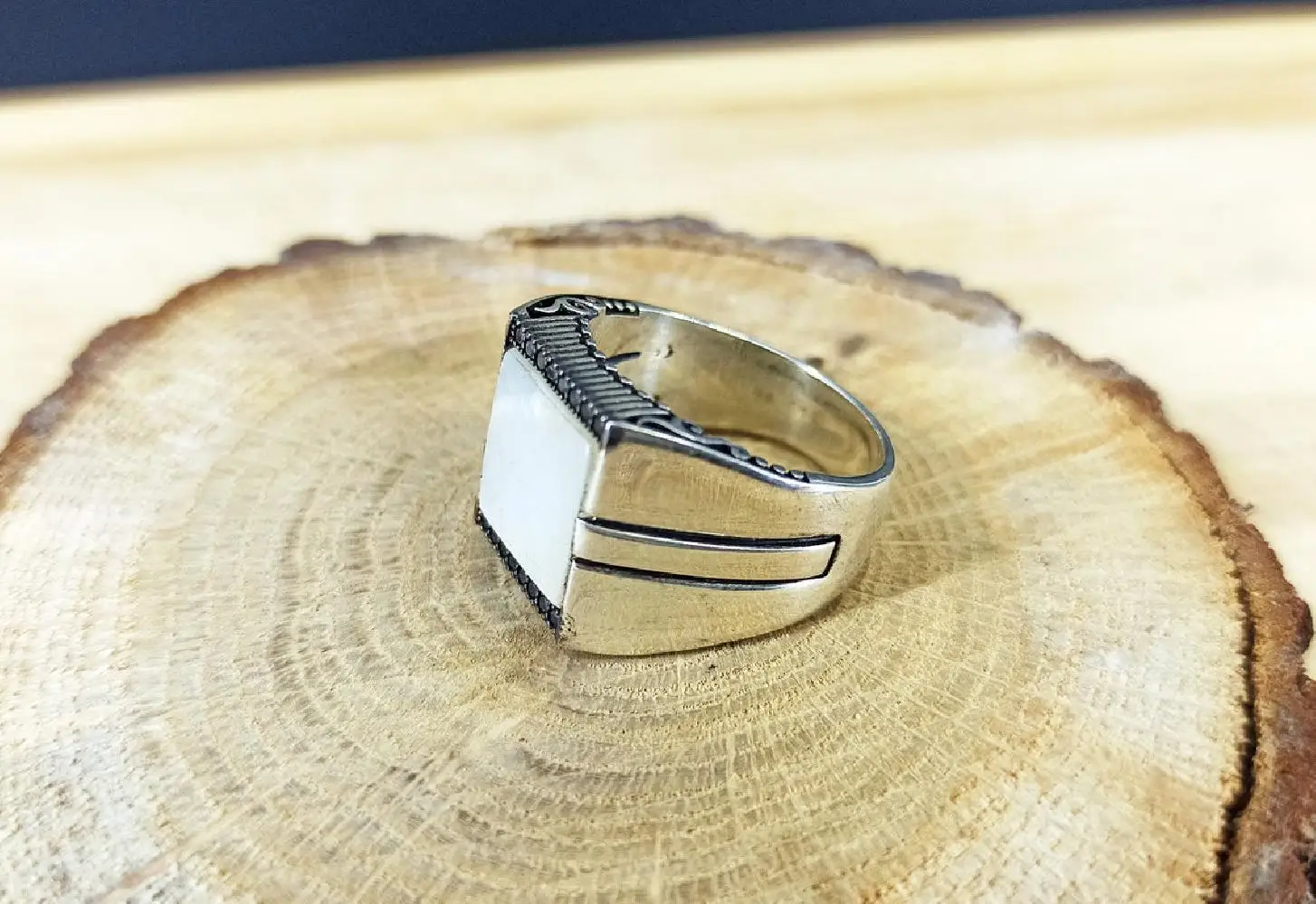 Silver Plated Geometric Design Finger Ring