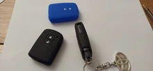 ZAD-Funda de goma de silicona para llave de coche, funda con 2 botones para Toyota Camry, RAV4, Avalon, auris