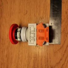 Interruptor de botón de parada de emergencia, equipo de elevación, bloqueo automático, tapa roja tipo seta 1NO 1NC DPST, CA 660V 10A