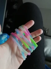 Pulsera de silicona luminosa para niños, brazalete con movimiento de letras de colores caramelo, correa de goma estampada, joyería para bebé, 10 Uds.