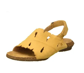 

The naturalistic N5068 wakataua sandal fur color yellow
