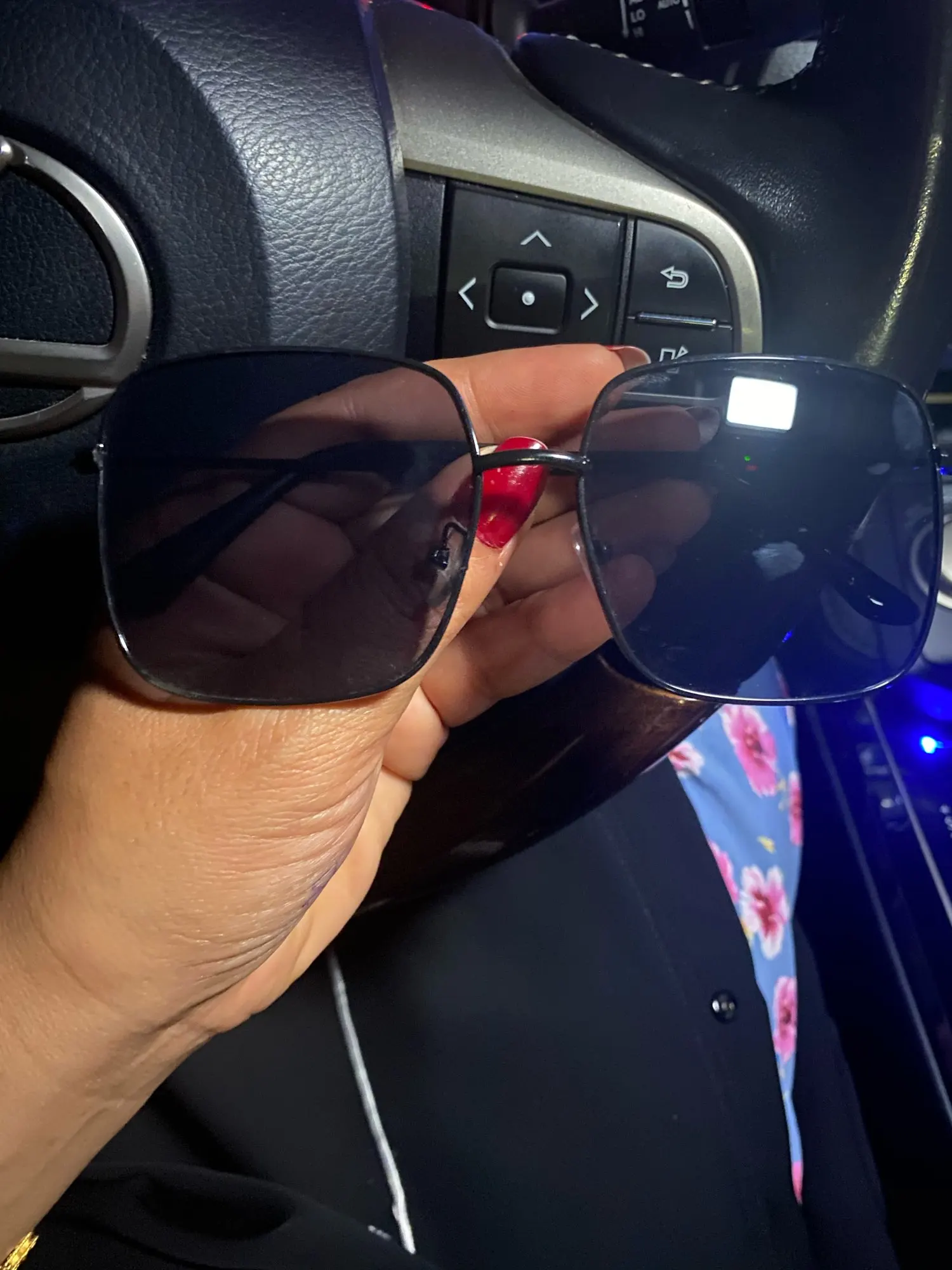 משקפי שמש לאישה דגם 1653 photo review