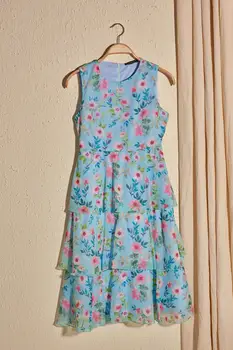 

Trendyol Flower Decorated Flounces Dress TWOSS20EL2845