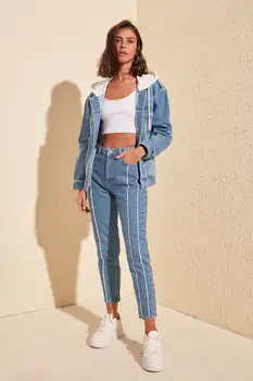 

Trendyol Tassels High Bel Mom Jeans TWOSS20JE0256