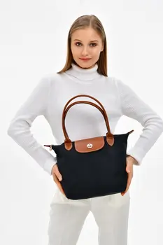 

Th Bags Black Women's shoulder bag TH20300 LARGE