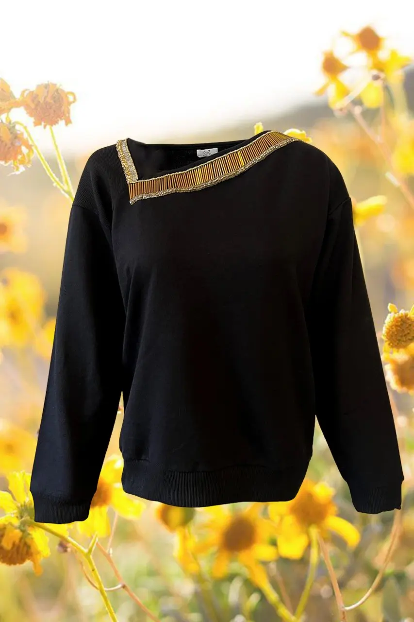 2022 Fashion Asymmetric Collar Black Knitted Handmade Bead Embroidered Women Casual Sweatshirt
