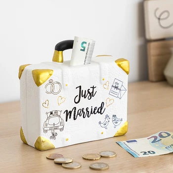 

Money box Just Married