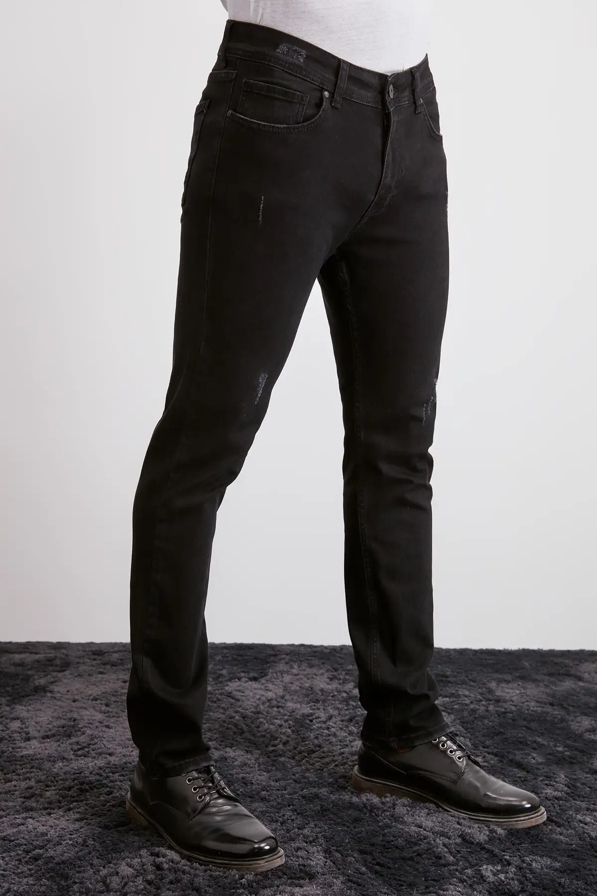 Trendyol Мужские джинсы Slim Fit destorroylu TMNAW20JE0416