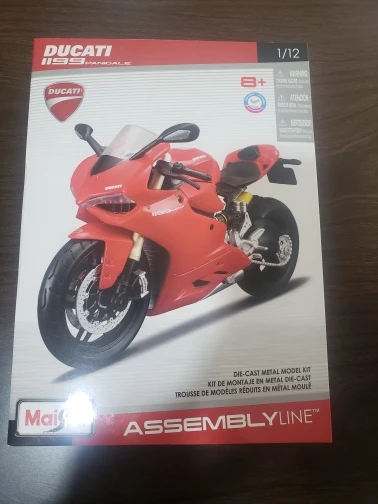 Motorcycle Diecast Metal Kit Toy 1/12 Ducati 696 Maisto Autocycle Assembly Model 