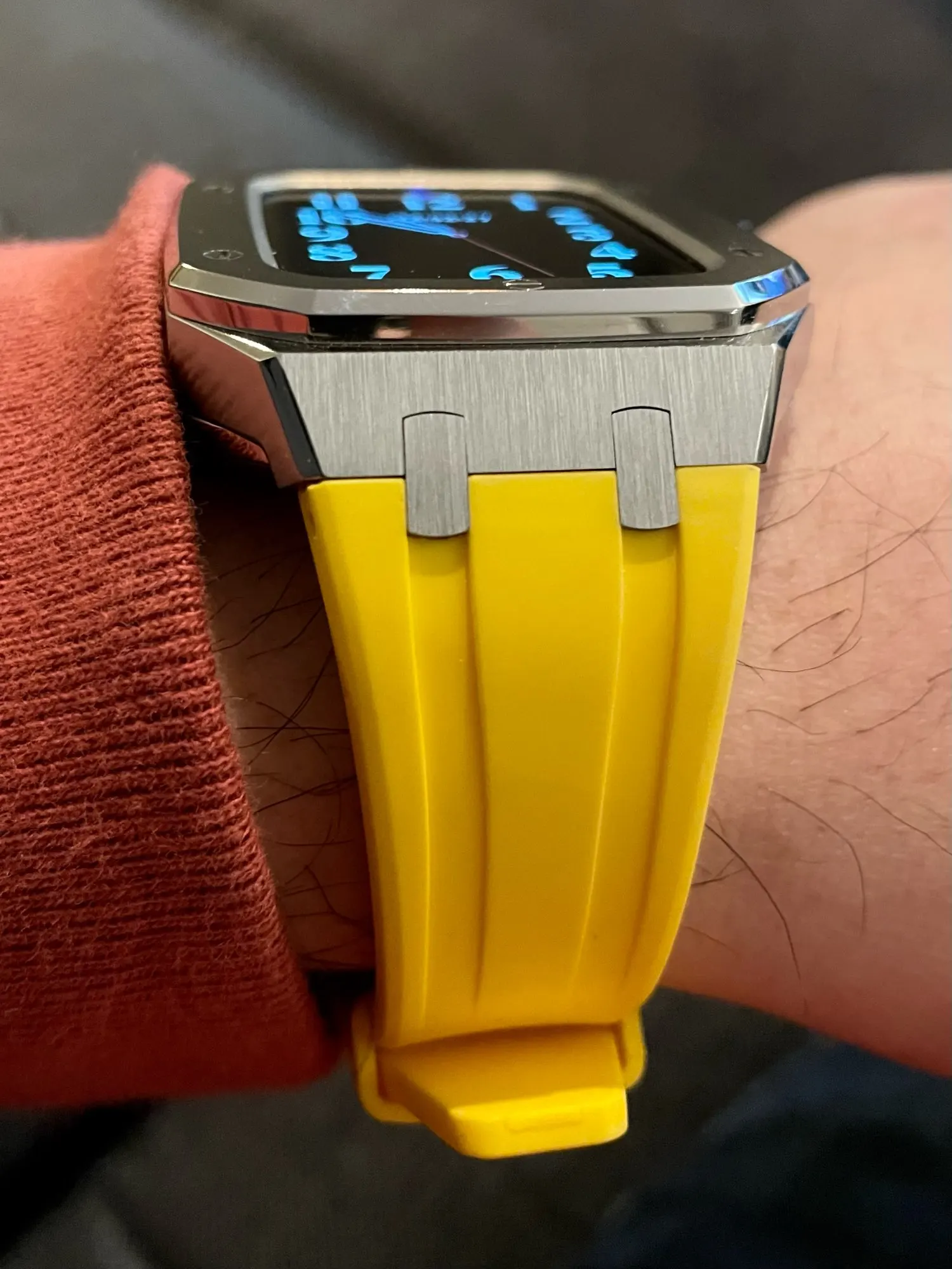 Ghost™ Luxury Apple Watch Case – The 