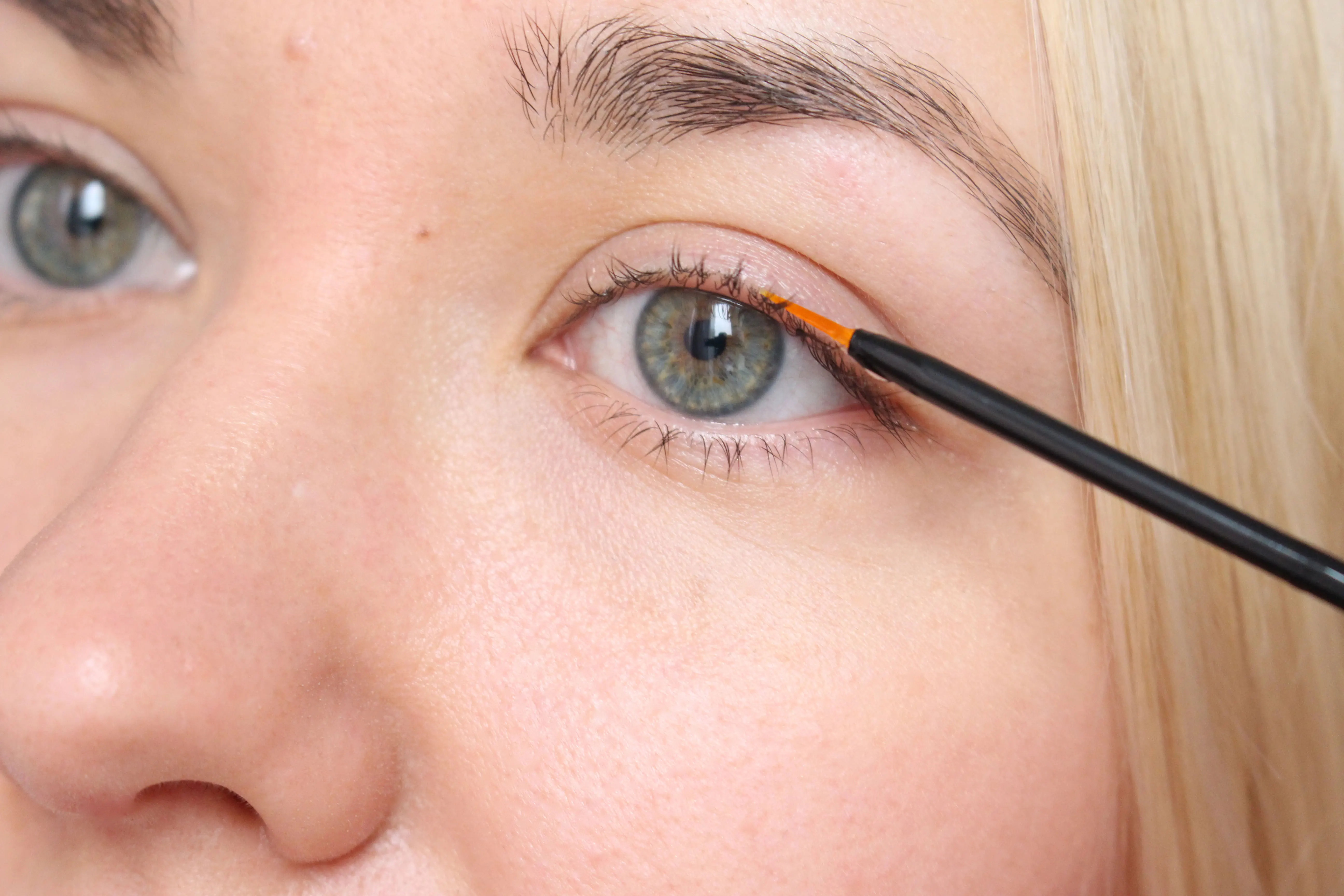 от туши выпадают ресницы. от туши выпадают ресницы. выпадение ресниц после наращивания. от туши выпадают ресницы. маскара ресницы нарощенные.