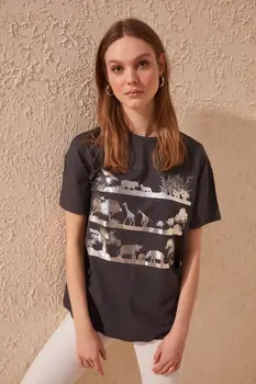 

Trendyol Foil Printed Boyfriend Knitted T-Shirt TWOSS20TS0499
