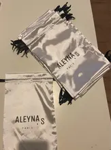 Bolsas de regalo de satén de seda con logotipo personalizado, embalaje de joyería de cabello virgen, negro, blanco, plata, Rosa