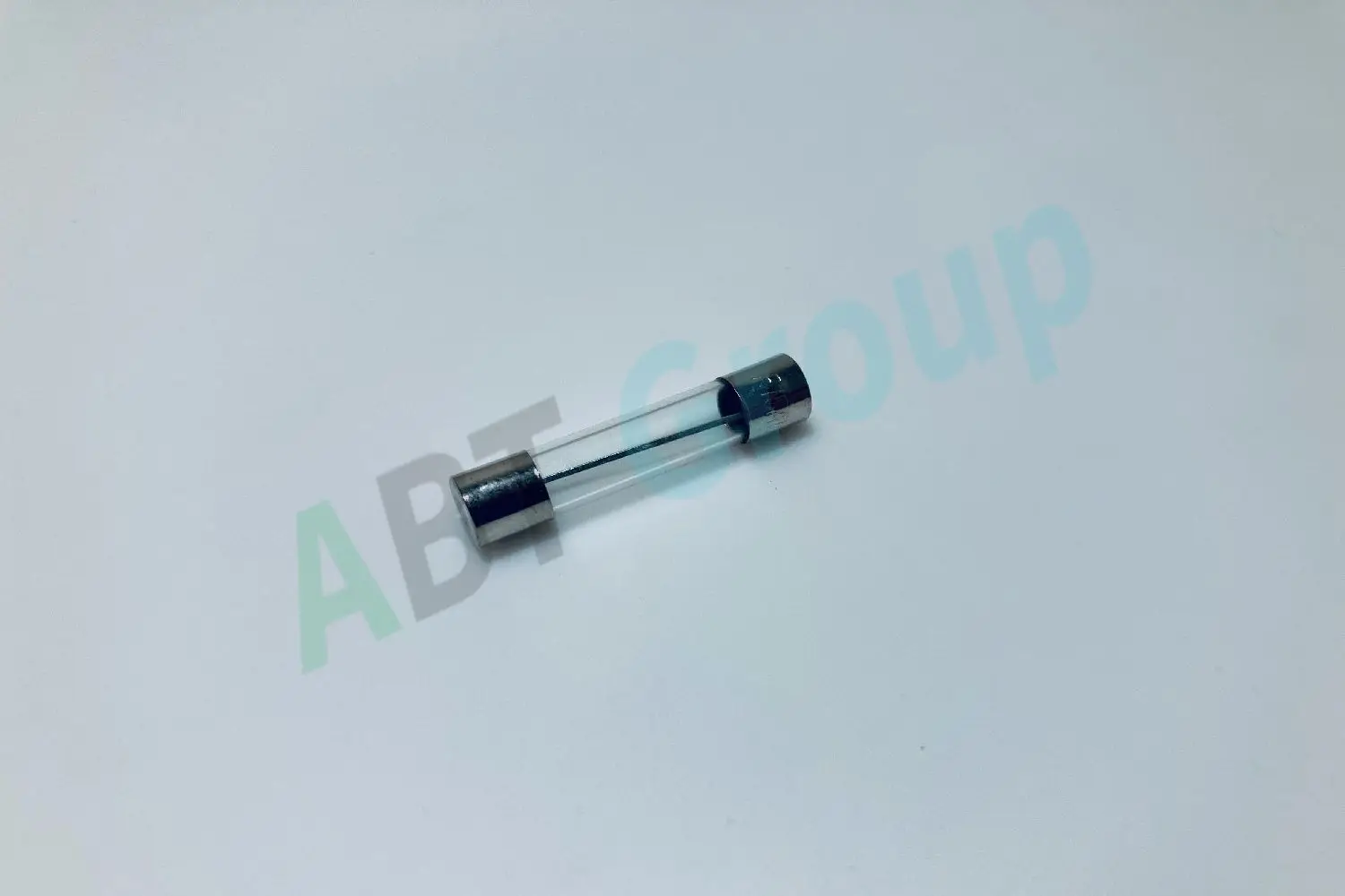 Стеклянный предохранитель 250v