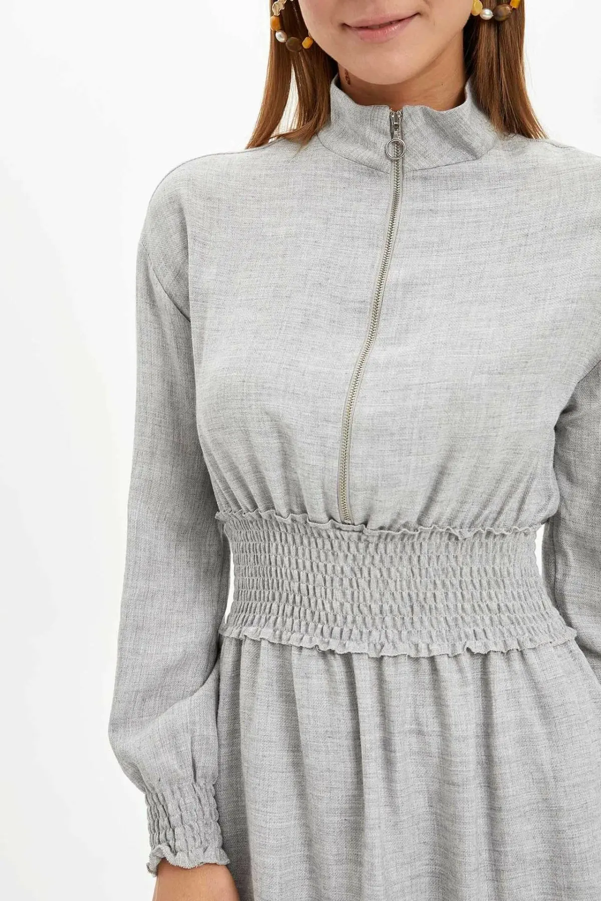 Женская блузка с длинным рукавом DeFacto светло серая на молнии осень тканая Tunic