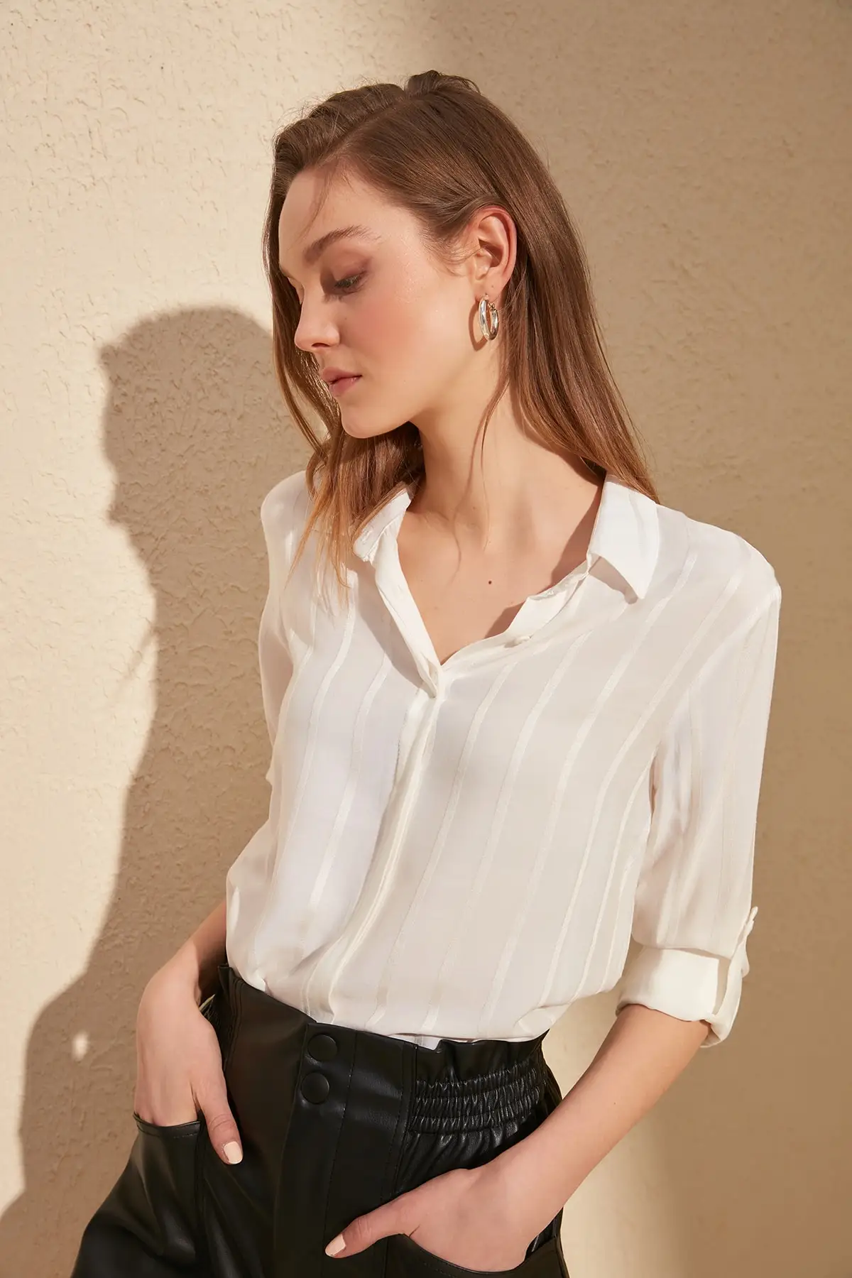 

Trendyol Striped Shirt TWOSS20GO0204