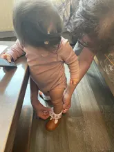 Zapatos de princesa para bebés de cuero suave lujoso para recién nacidos, mocasines para niñas, zapatos de goma con suela para bebés, antideslizantes, calados para primeros caminantes de verano