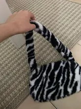 Bolso Vintage de invierno con patrón de cebra para mujer, bolsa inferior de hombro de felpa, bolso para el otoño, de piel suave y cálida