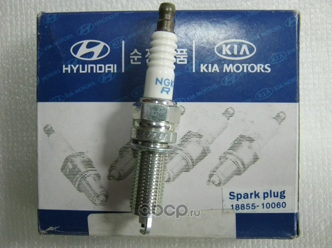 4шт Свеча зажигания Hyundai Solaris Elantra i30 ix20 Veloster / Kia Rio Ceed Cerato Venga Carens Hyundai-Kia 18855-10060 |