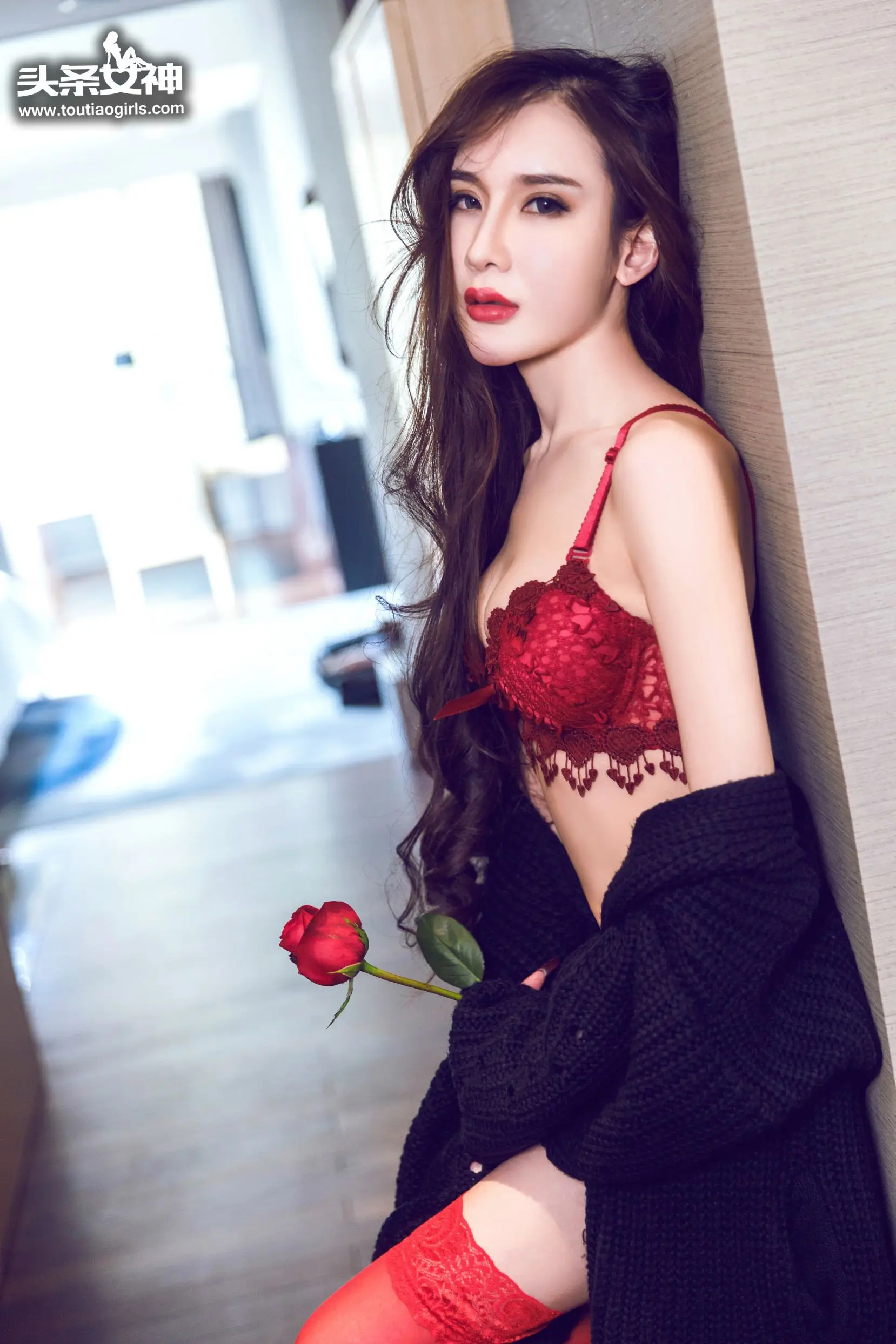 [TouTiao头条女神] 2017.03.08 花漾女神三八女神节倾情奉献 阿依努尔瓦娅